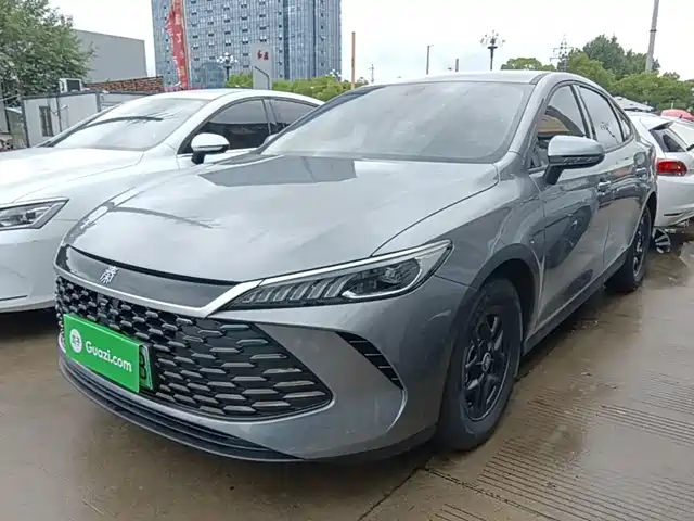 2025 BYD Qin