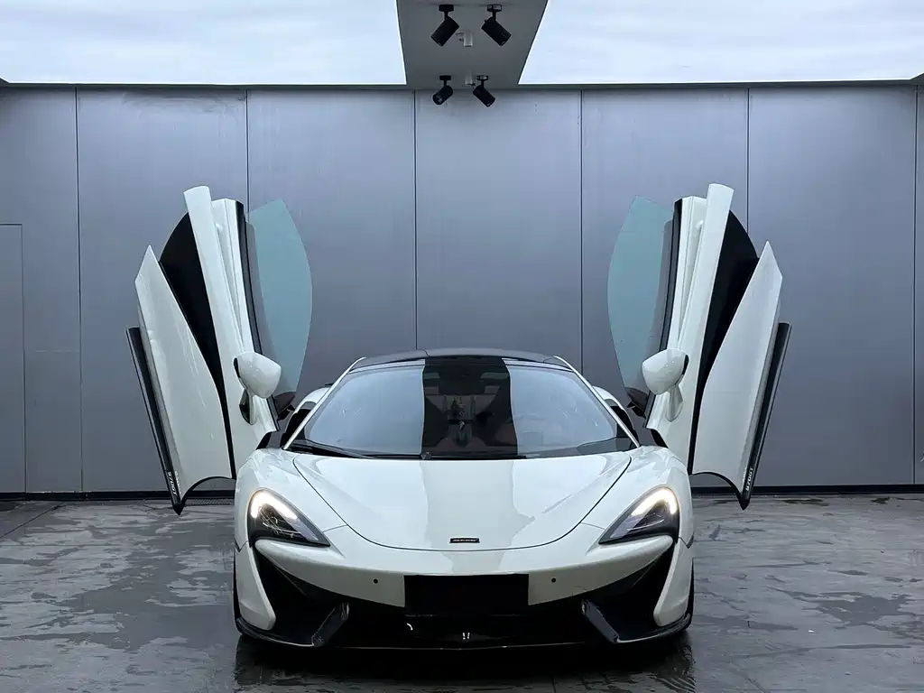 MCLAREN 570