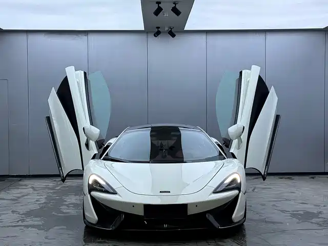 MCLAREN 570 2018