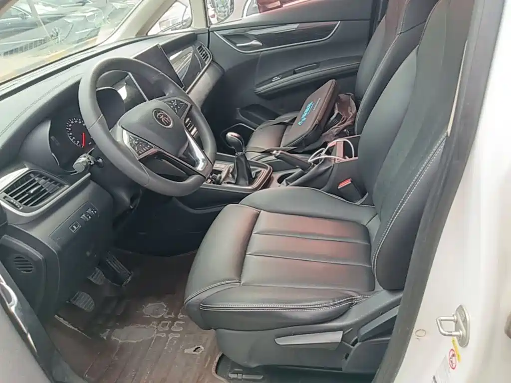 BYD MAX — миниатюра 15