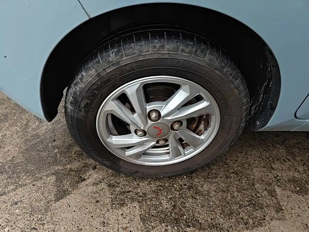 Wuling MINIEV — миниатюра 23