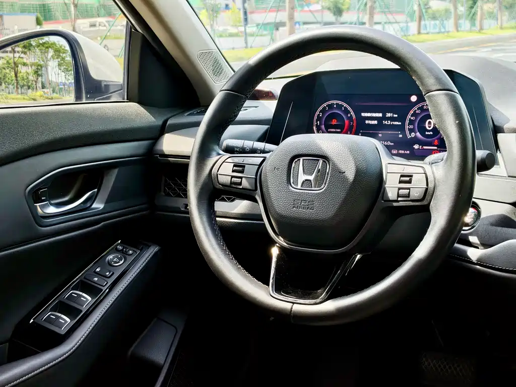 Honda Accord 2023 260TURBO Smart