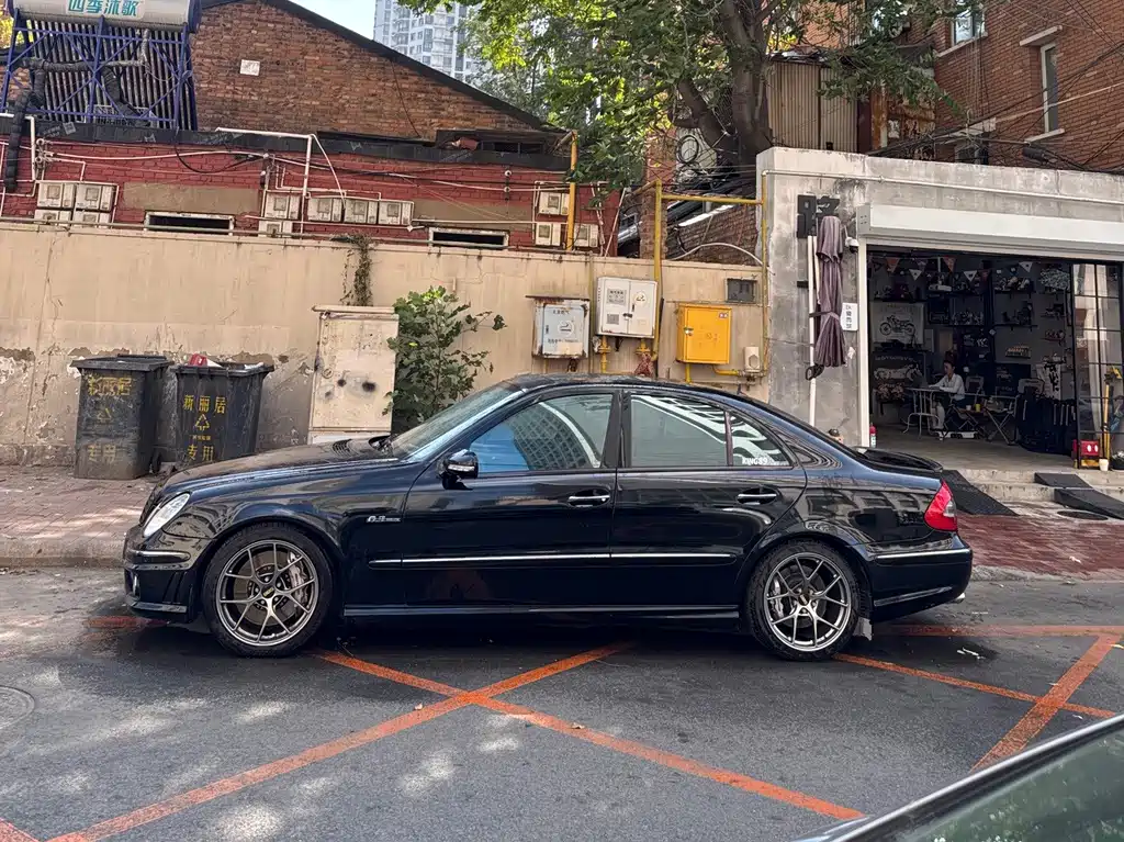 Mercedes-Benz E-Class AMG — миниатюра 3