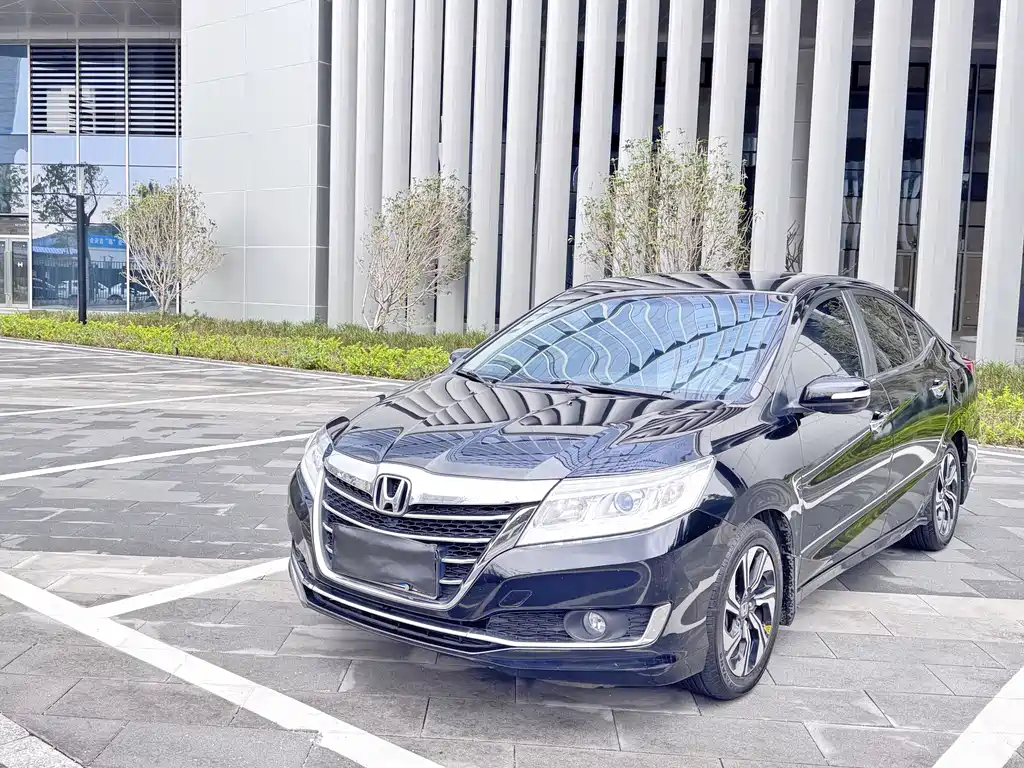 Honda Crider 2016