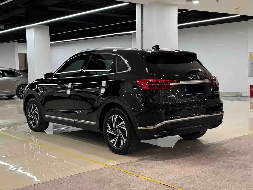 Hongqi HS5 2022 2.0T