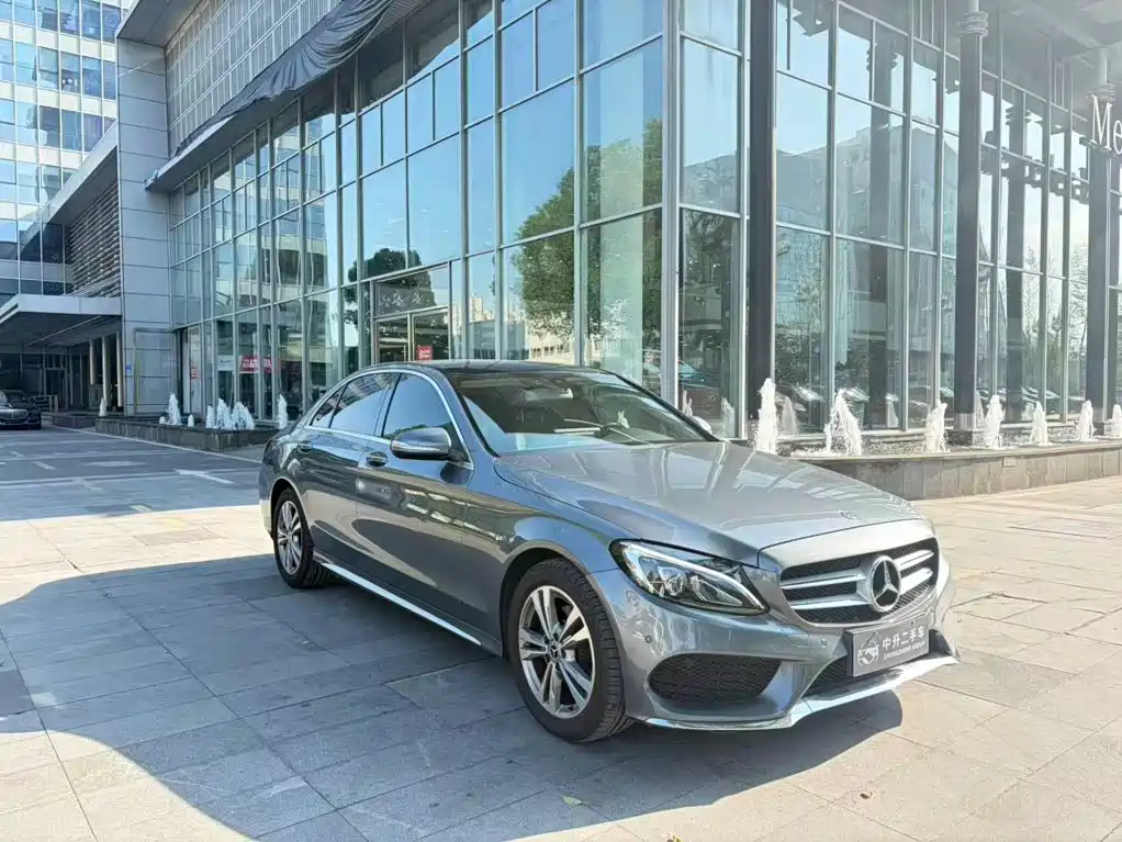 Mercedes-Benz C-Class — миниатюра 3