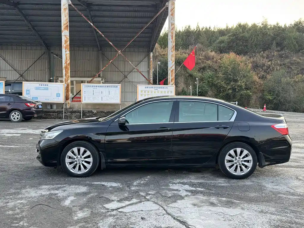 Honda Accord — миниатюра 3