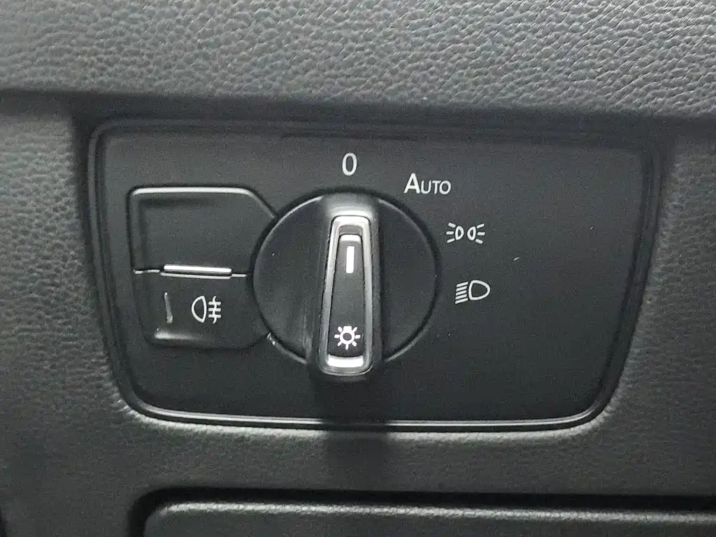 Volkswagen Magotan PHEV — миниатюра 21