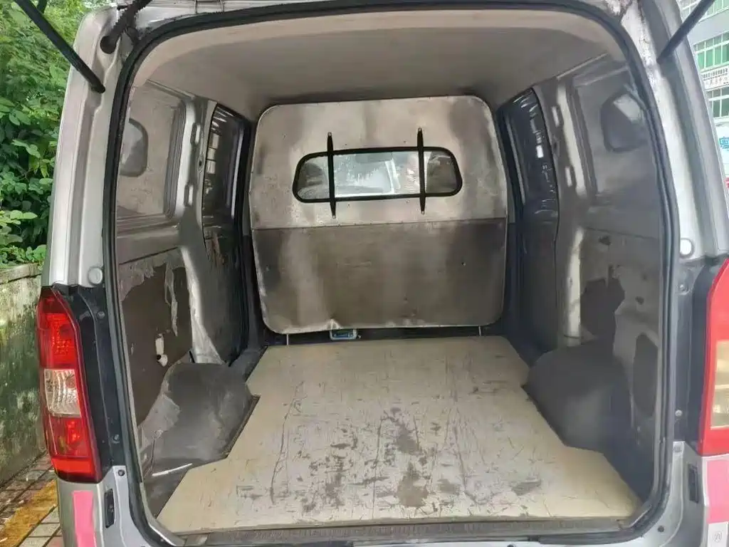 WULING WULING RONGGUANG V