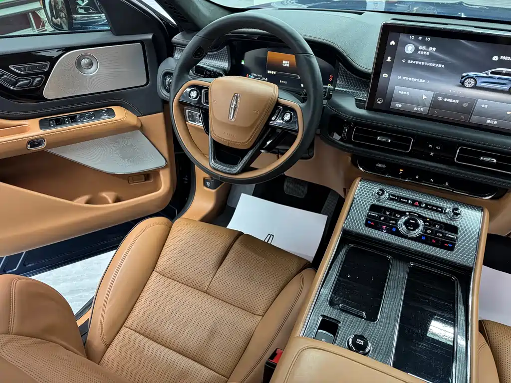 Lincoln Aviator — миниатюра 9