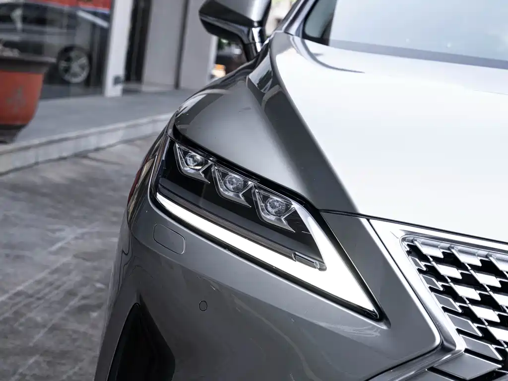 Lexus RX — миниатюра 6