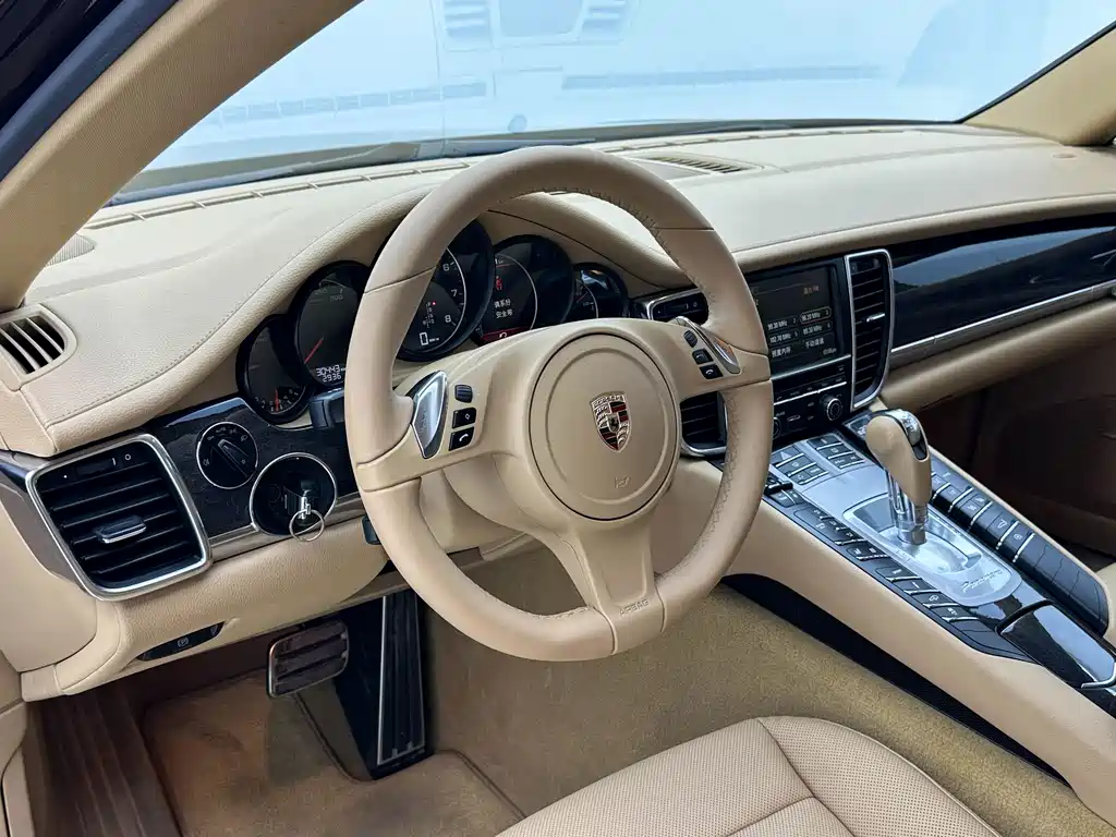 Porsche Panamera — миниатюра 16
