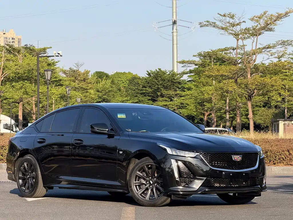 Cadillac CT5 — миниатюра 2