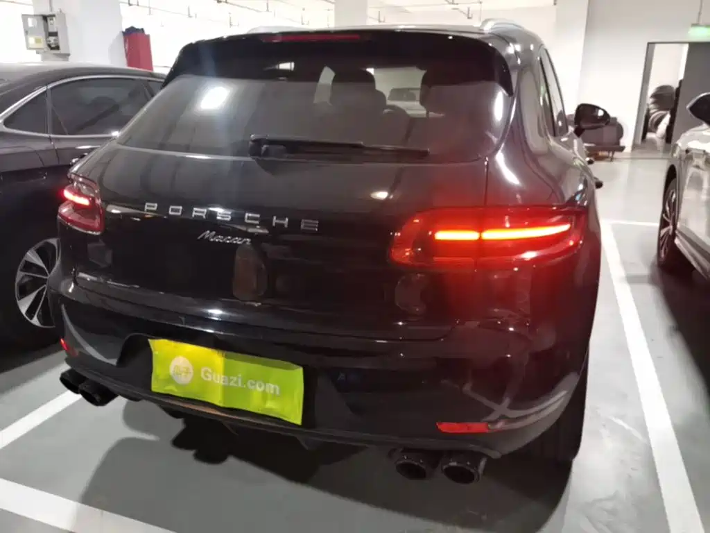 Porsche Macan — миниатюра 6