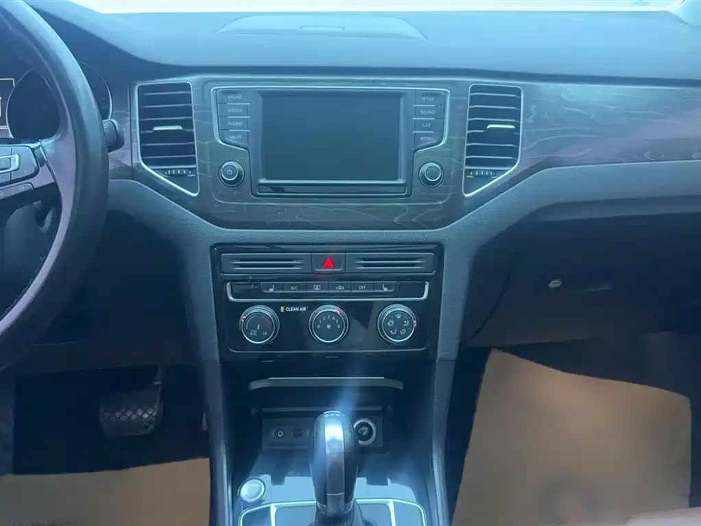 Volkswagen Golf · 2016 280TSI AT Luxury