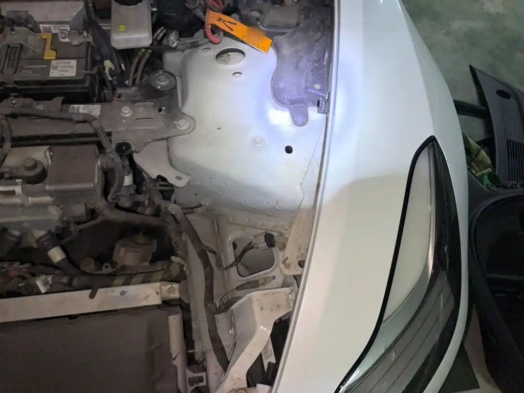 Tesla Model 3 — миниатюра 22