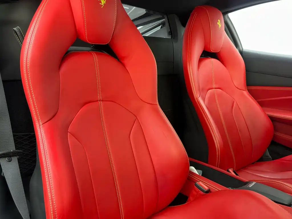 Ferrari F8 — миниатюра 11