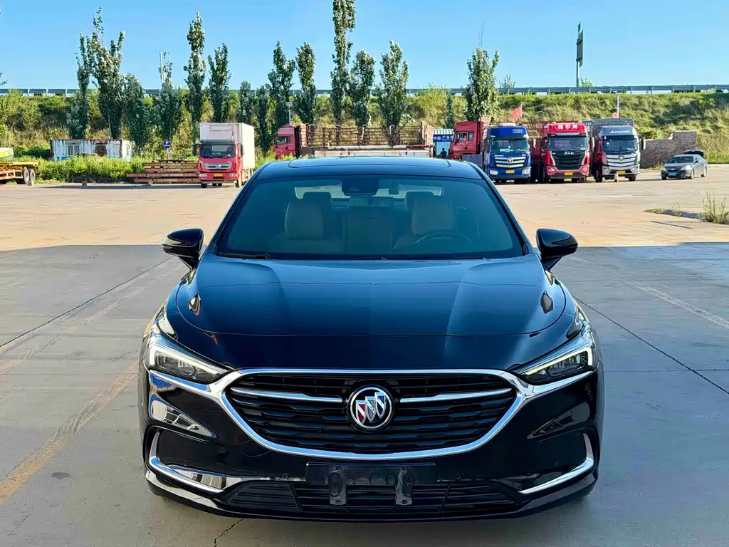 Buick LaCrosse — миниатюра 2