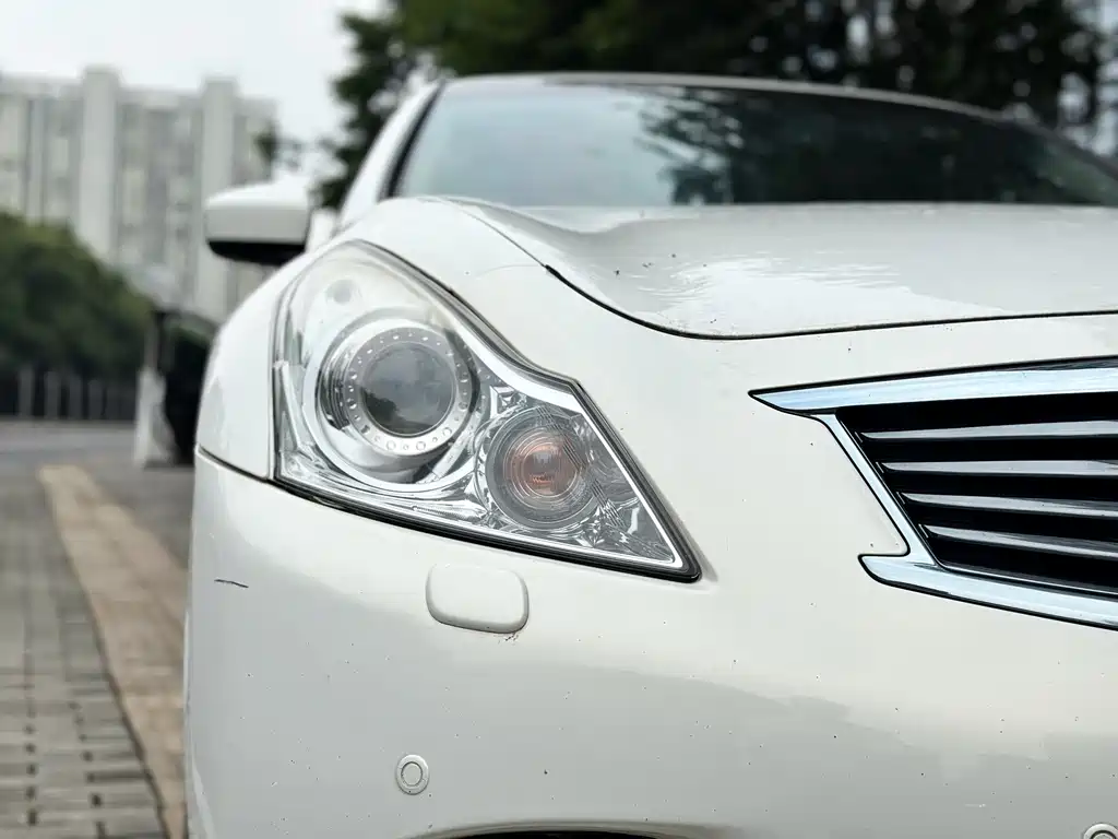 Infiniti G — миниатюра 8