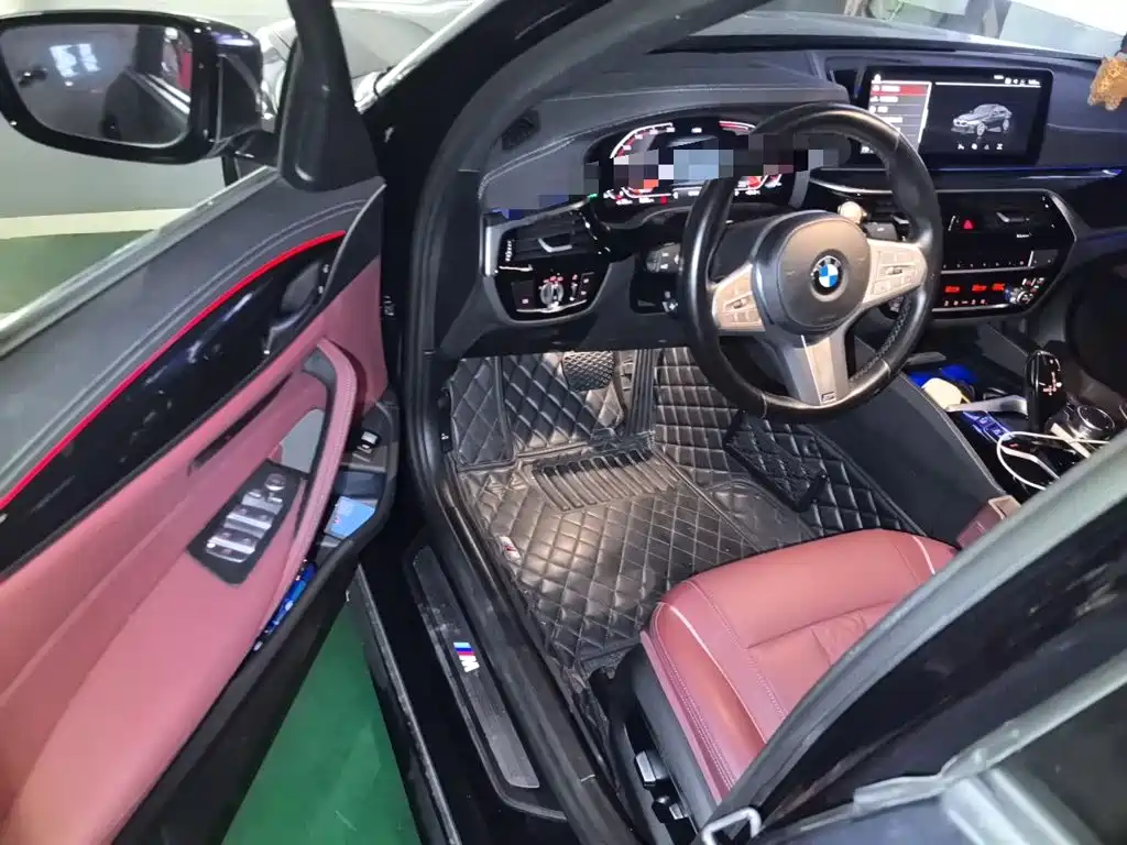 BMW 5 Series — миниатюра 12