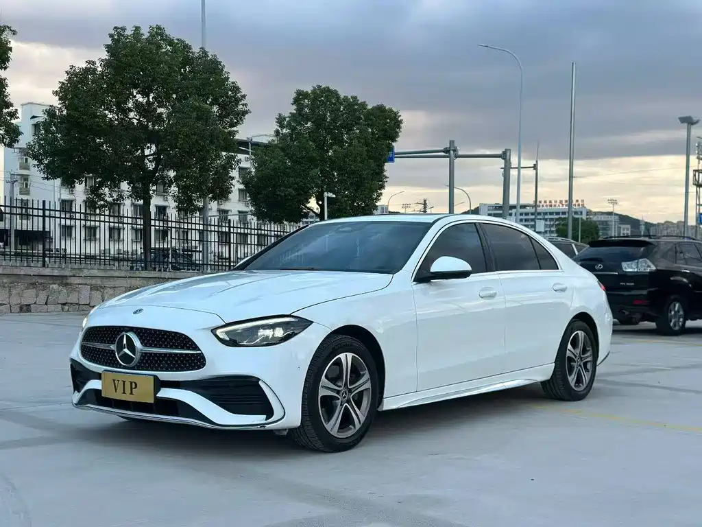 Mercedes-Benz C-Class — миниатюра 3