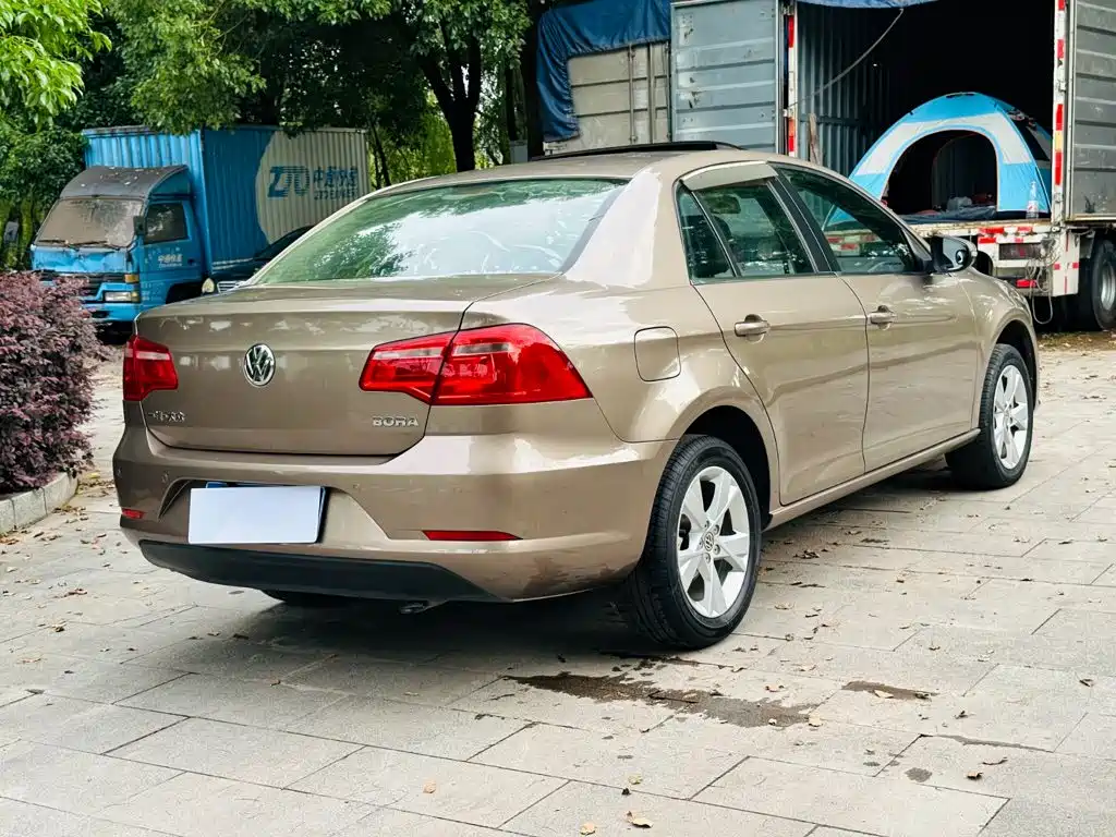 Volkswagen Bora — миниатюра 9