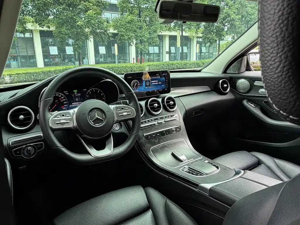 Mercedes-Benz C-Class — миниатюра 22
