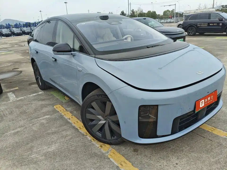 Li Auto Li i8 — миниатюра 2