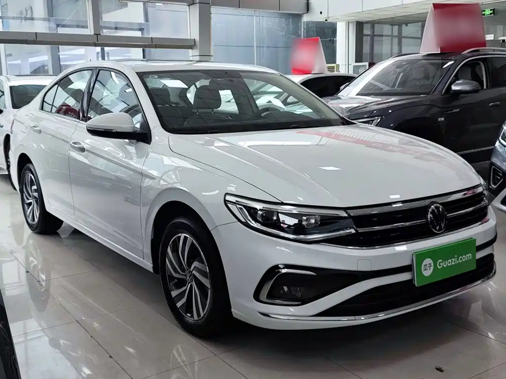 Volkswagen Bora 2023 280TSI DSG
