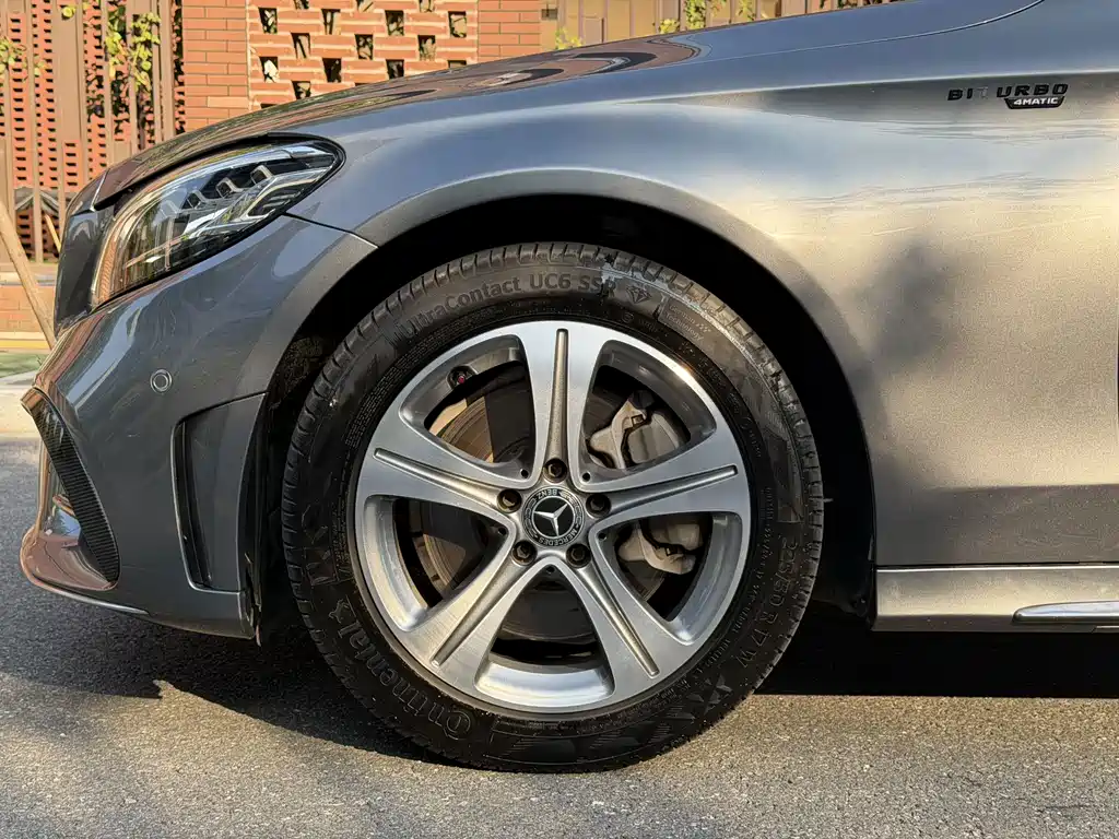 Mercedes-Benz C-Class — миниатюра 13