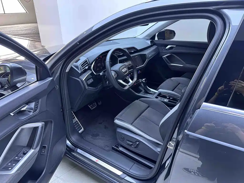 Audi Q3 — миниатюра 18