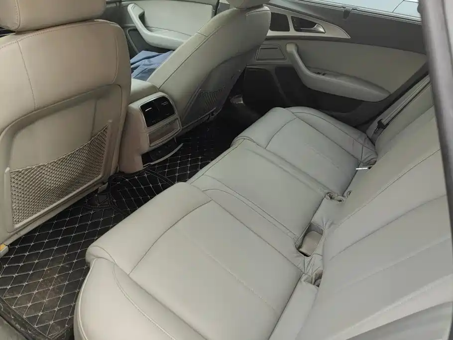 Audi A6L — миниатюра 11