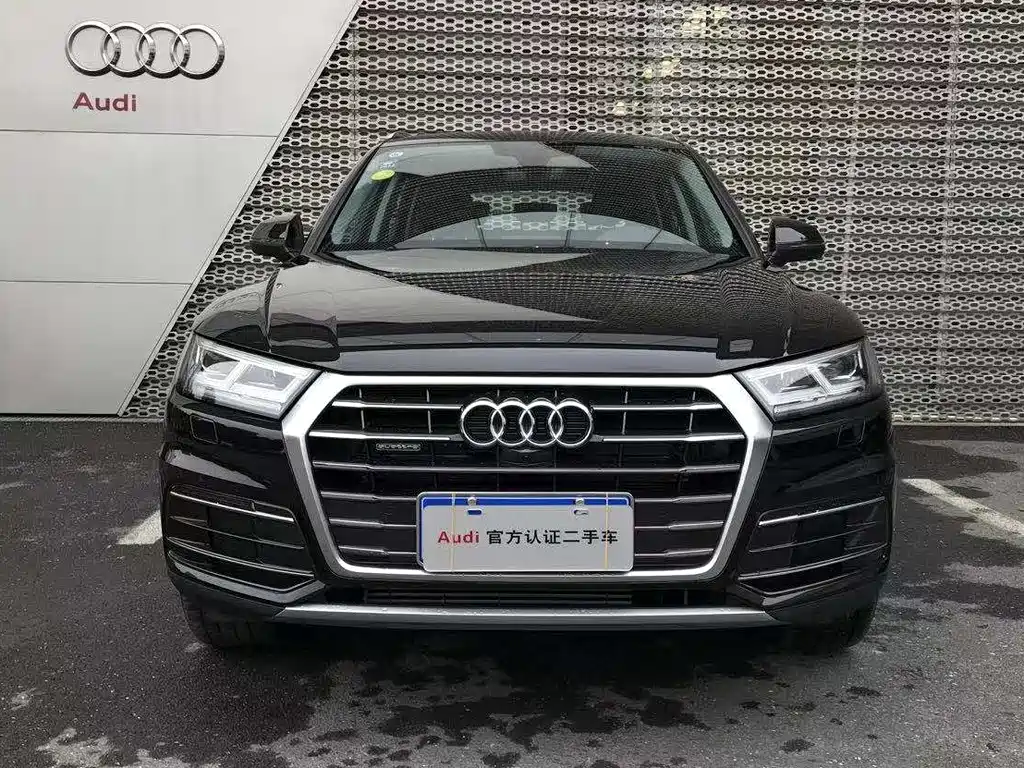 Audi Q5L — миниатюра 2