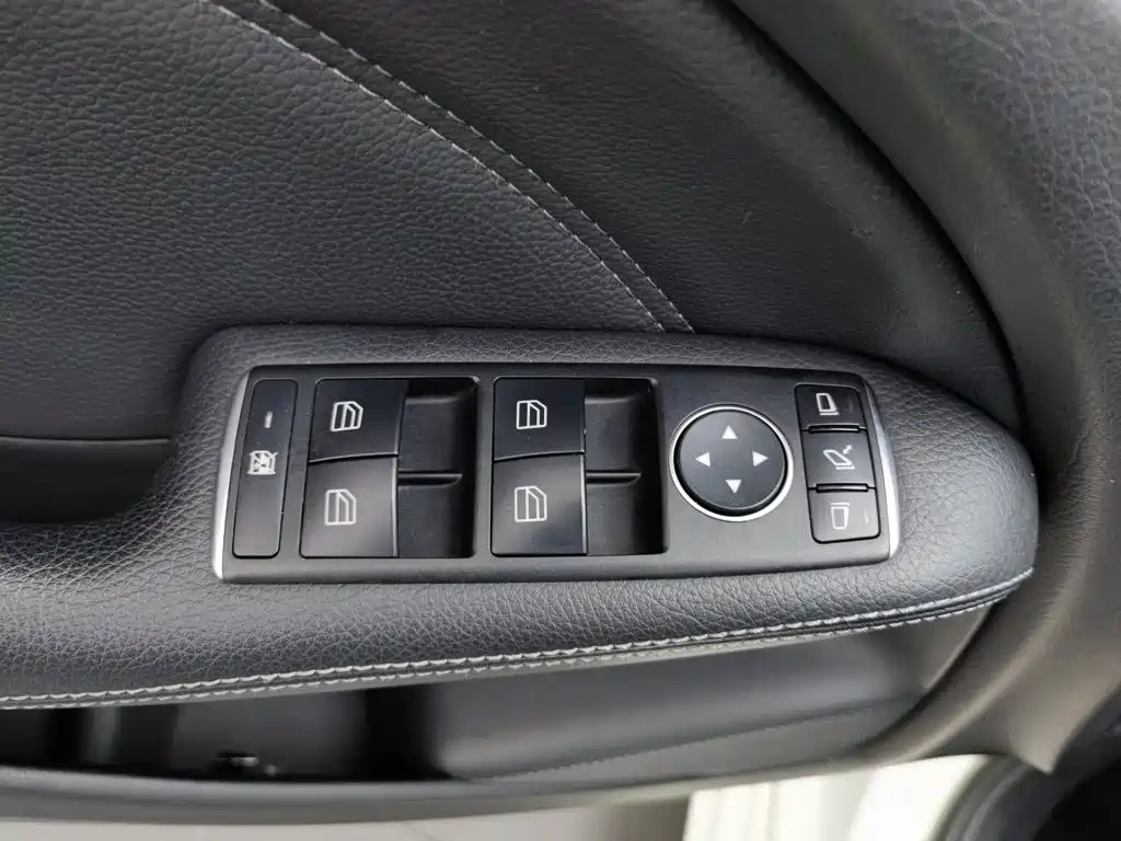 Mercedes-Benz B-Class — миниатюра 9