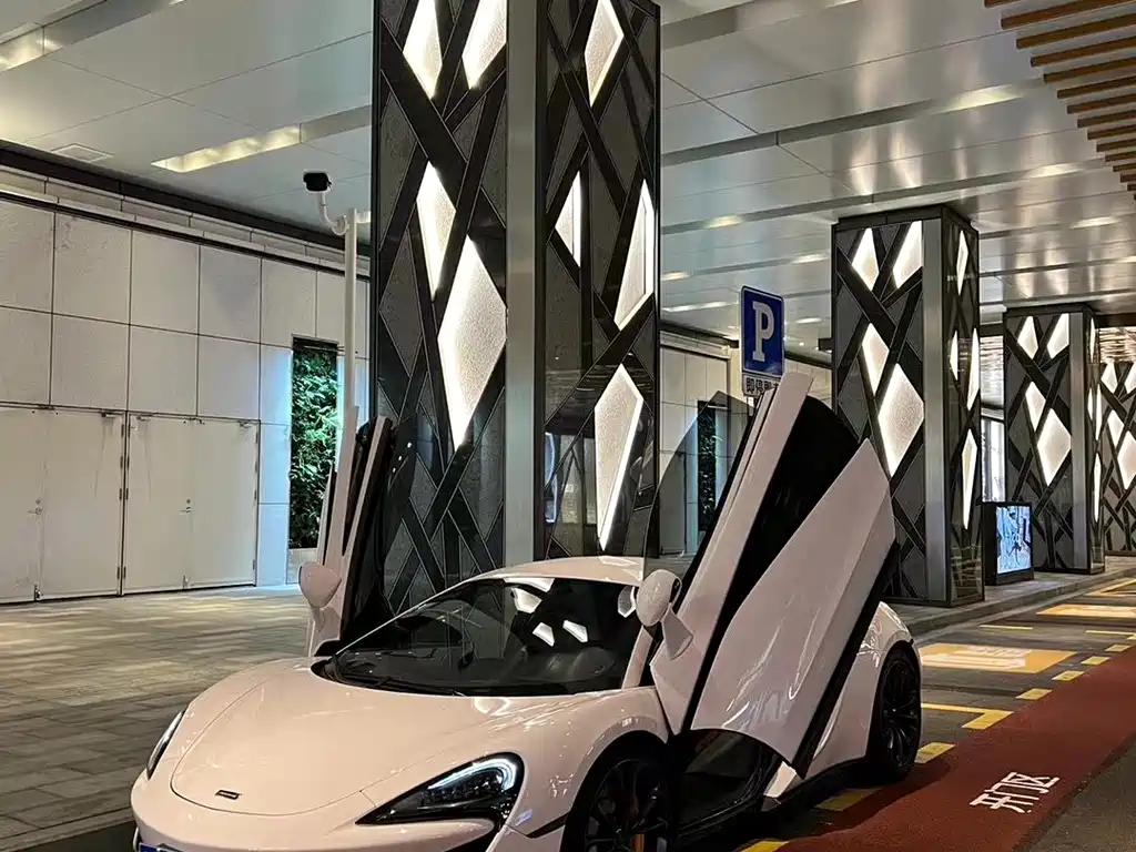 McLaren 540C 2017