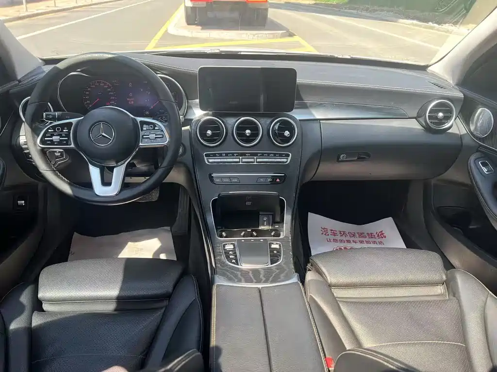 Mercedes-Benz C-Class — миниатюра 6