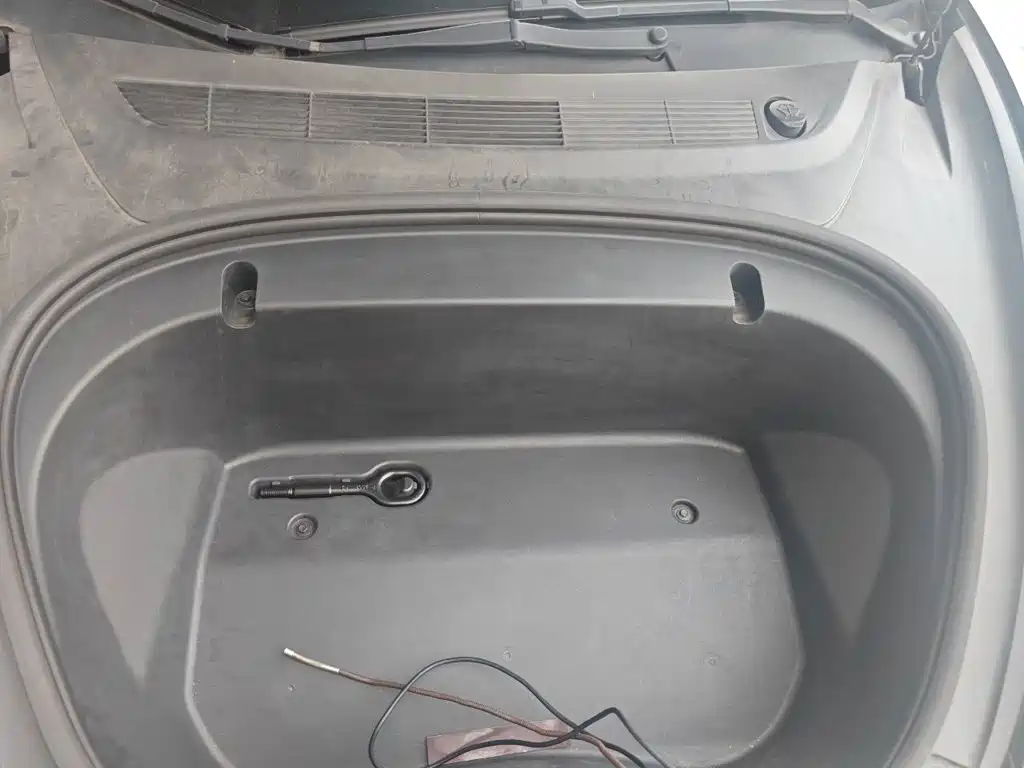 Tesla Model 3 — миниатюра 16