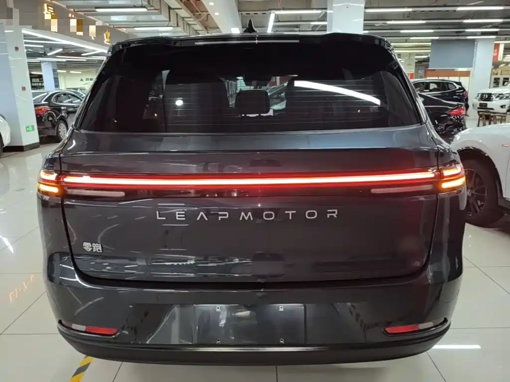 Leapmotor Leapmotor C10 — миниатюра 6