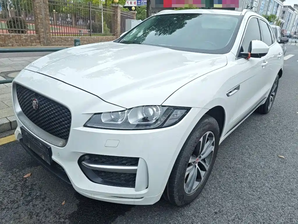 Jaguar F-PACE — миниатюра 2