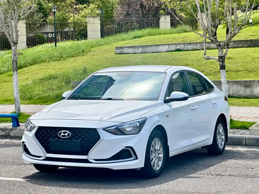 Hyundai Elantra 2020