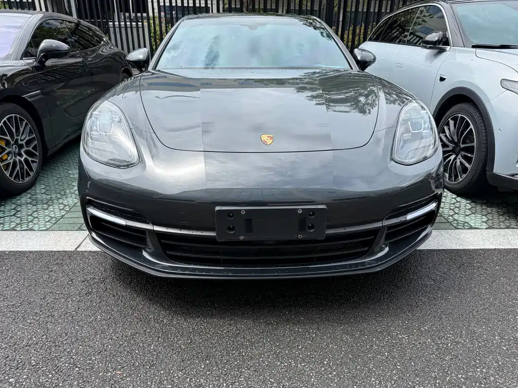 Porsche Panamera — миниатюра 2