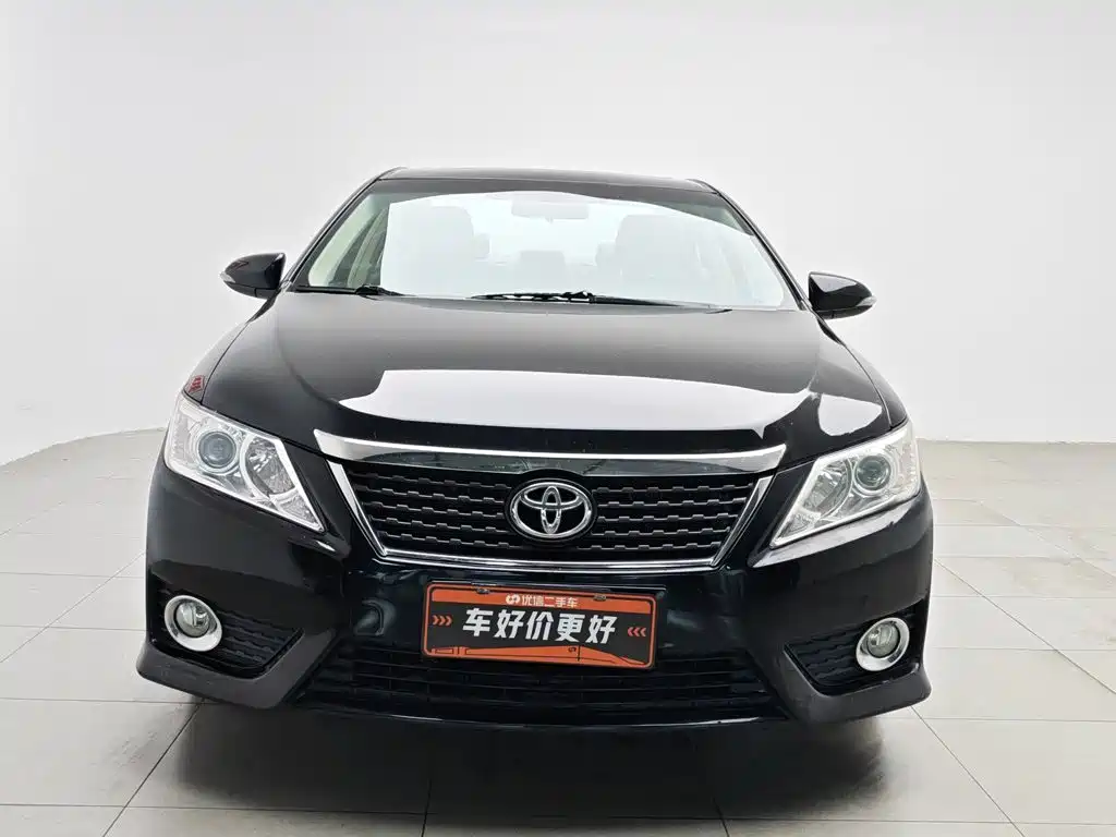 Toyota Camry 2012 2.0S