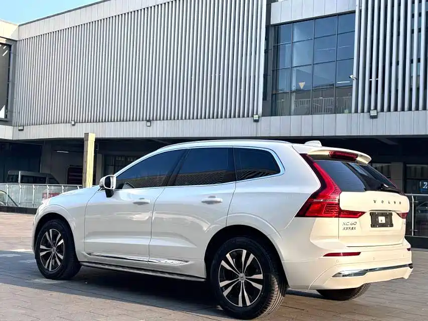 Volvo XC60 — миниатюра 8