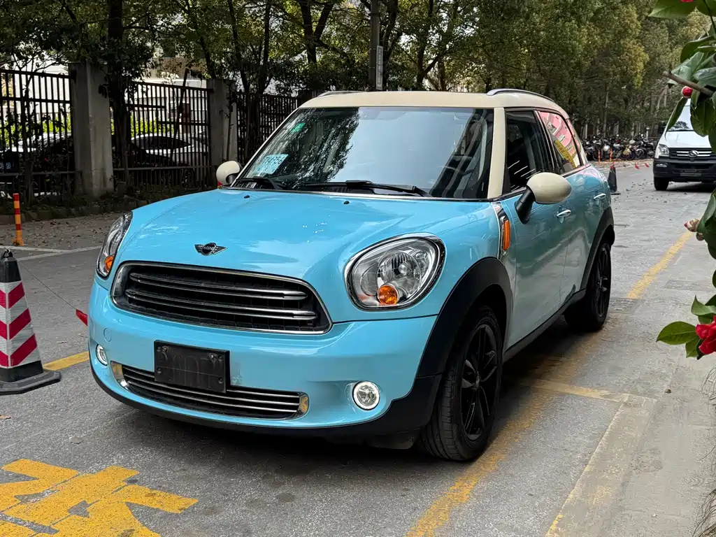 Mini Mini Countryman 2016