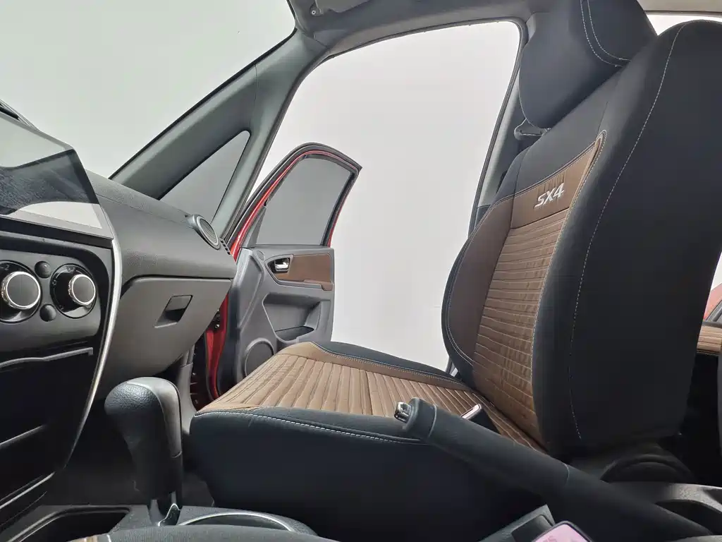 Suzuki SX4 — миниатюра 11