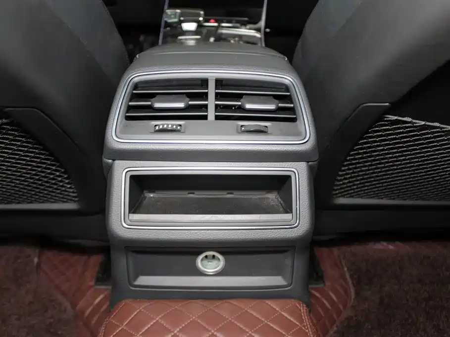 Audi A6L 2022 40 TFSI Luxury