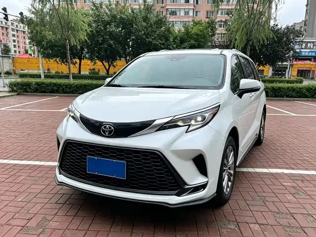 2025 Toyota Granvia