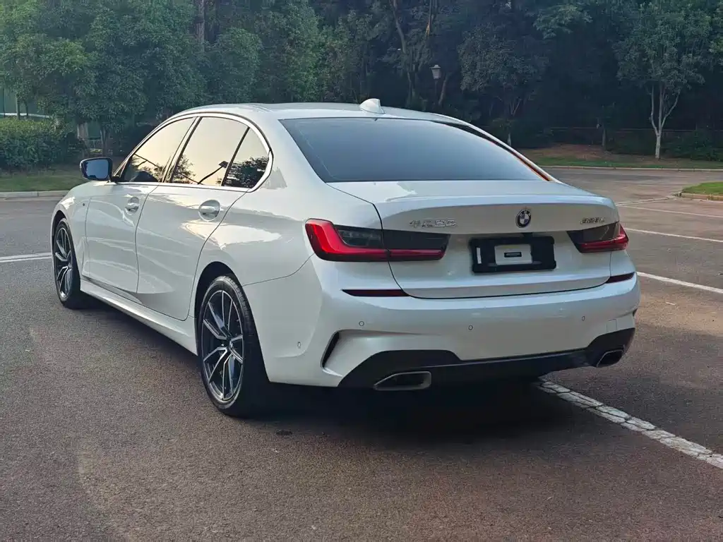BMW 3 Series — миниатюра 7