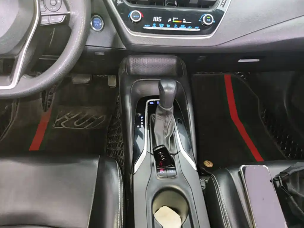 Toyota Corolla — миниатюра 14