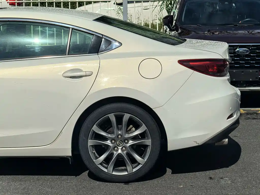 Mazda Atenza — миниатюра 9